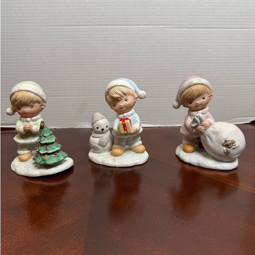 HOMCO Christmas Boy Figurines Set of 3 • Vintage Holiday Décor • Ceramic 5613